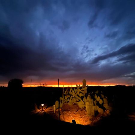 Hole In The Wall Getaway - Usa Mexico Border Bed And Breakfast Columbus Buitenkant foto