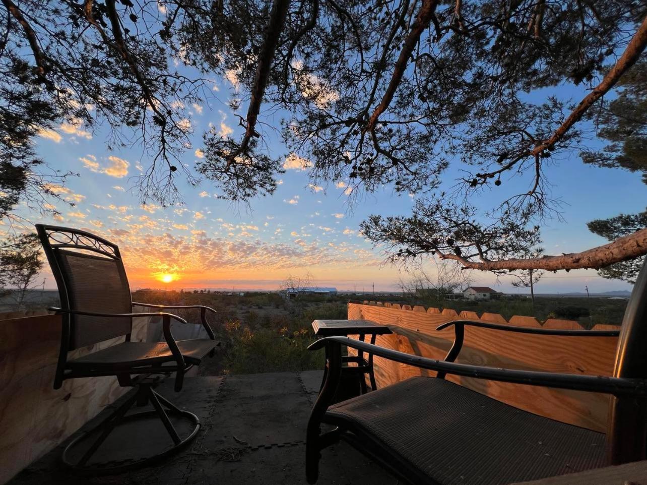 Hole In The Wall Getaway - Usa Mexico Border Bed And Breakfast Columbus Buitenkant foto